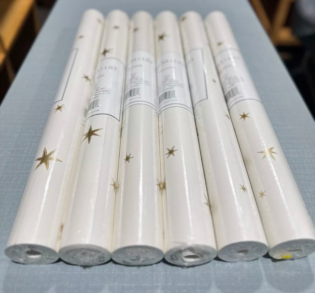 Star Wallpaper-Ivory - The Home Decor Outlet