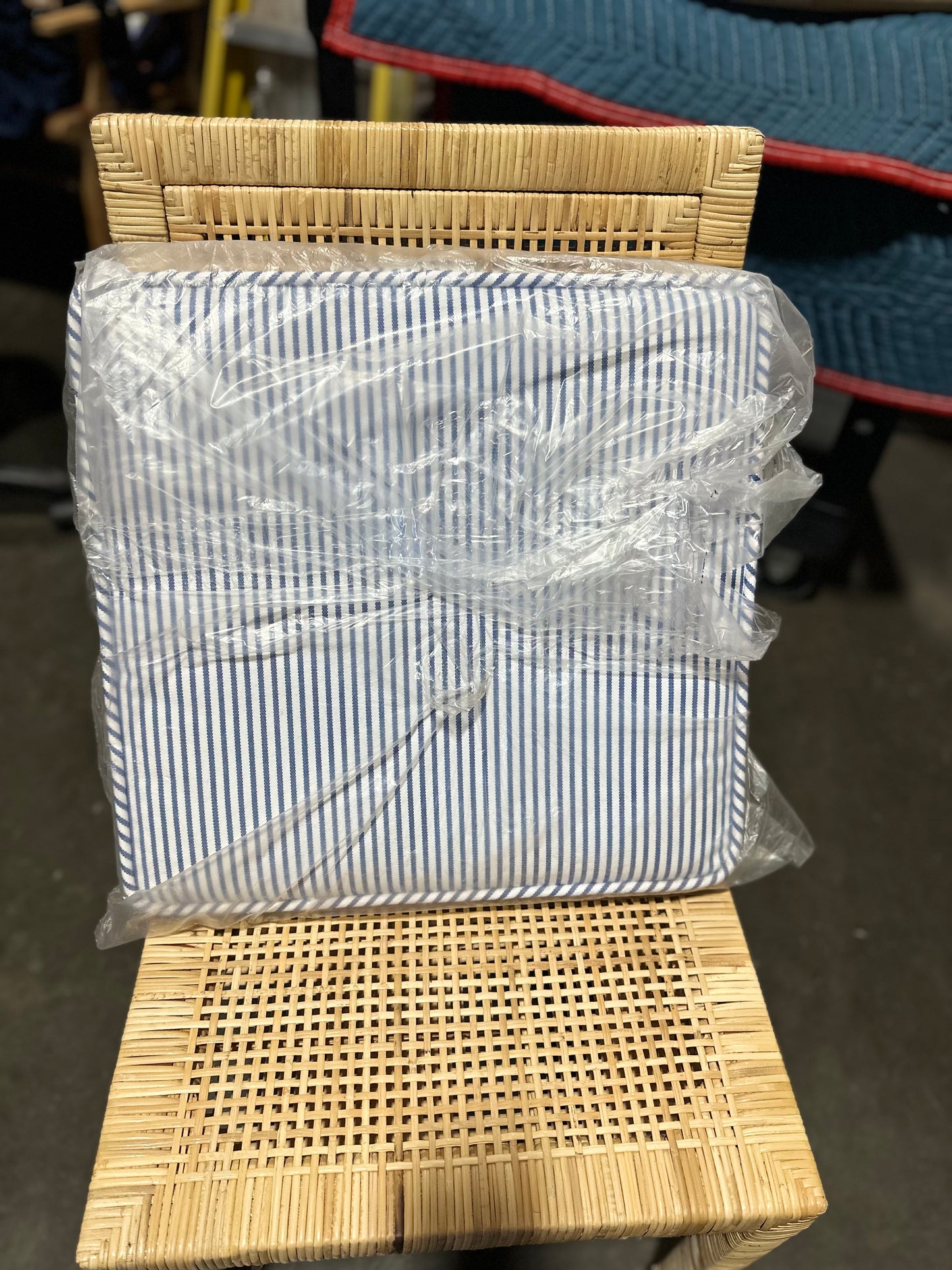 Balboa Counter Stool