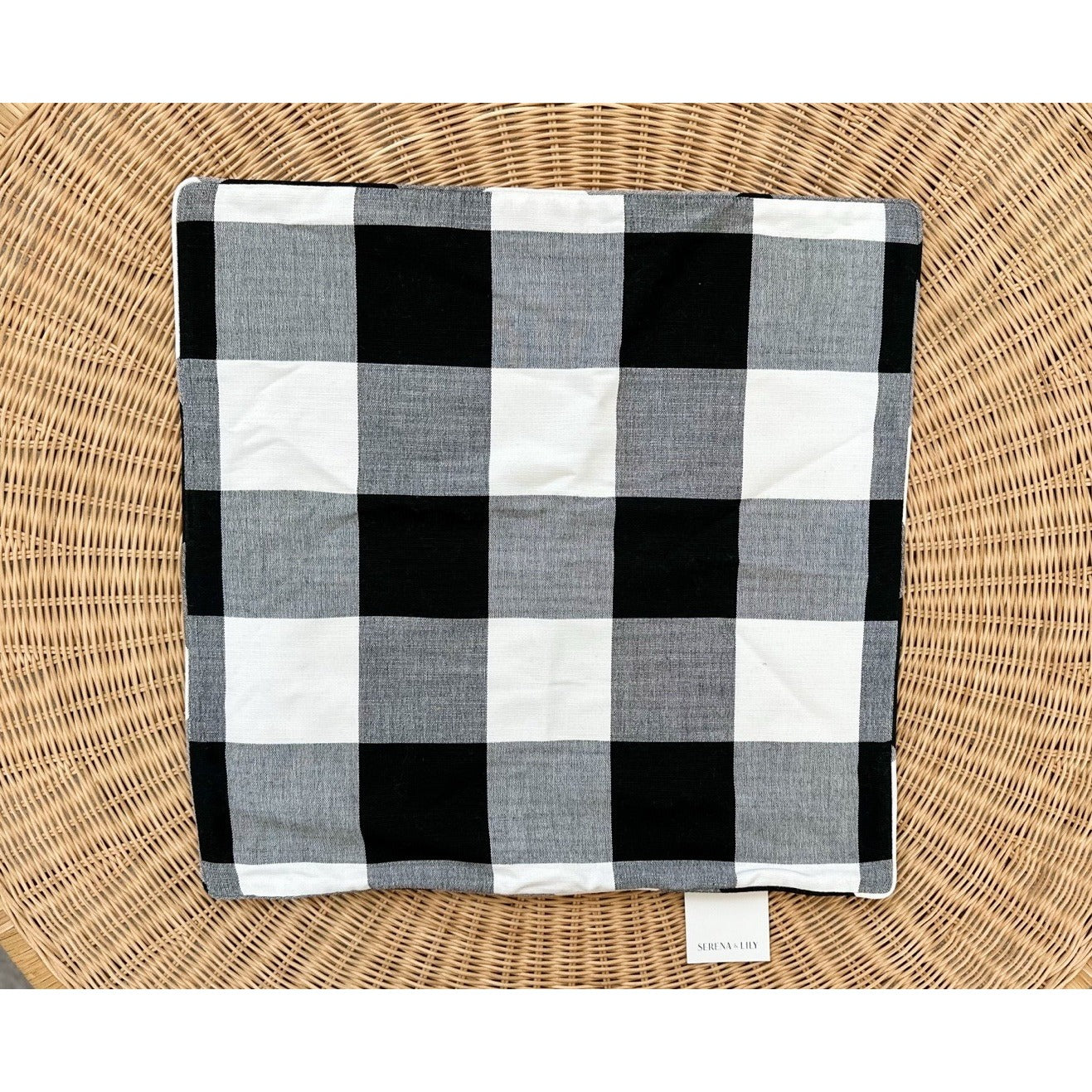 Gingham Pillow Cover (22”SQ)-Black/White