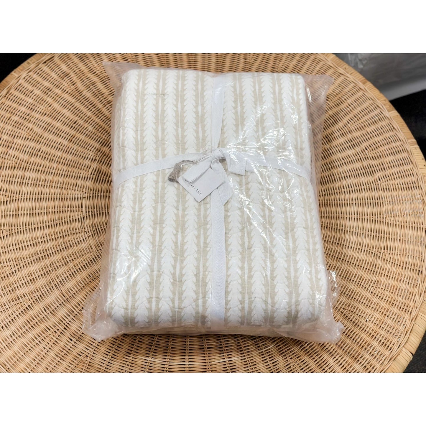 Oceana Linen Quilt (F/Q)-Sand - The Home Decor Outlet
