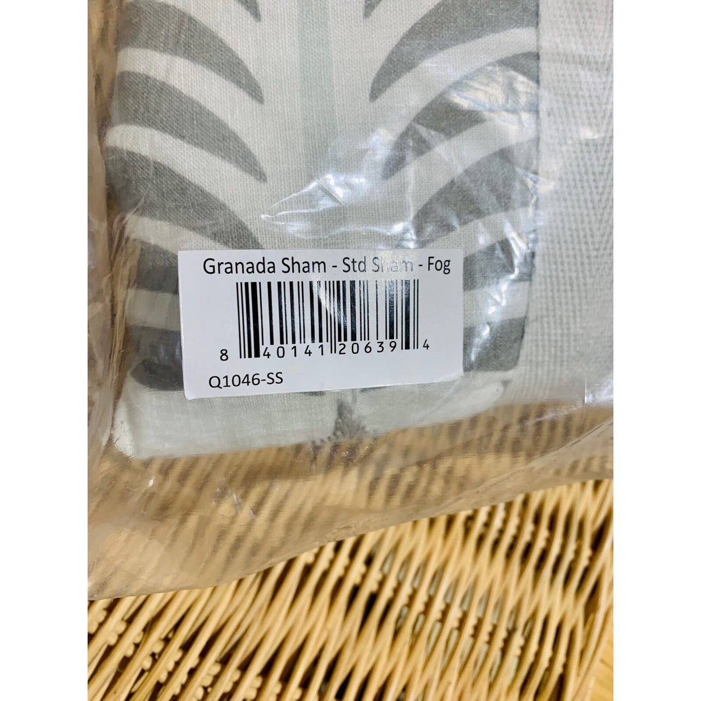 Granada Quilt (Twin) & 1 Standard Sham-Fog Grey