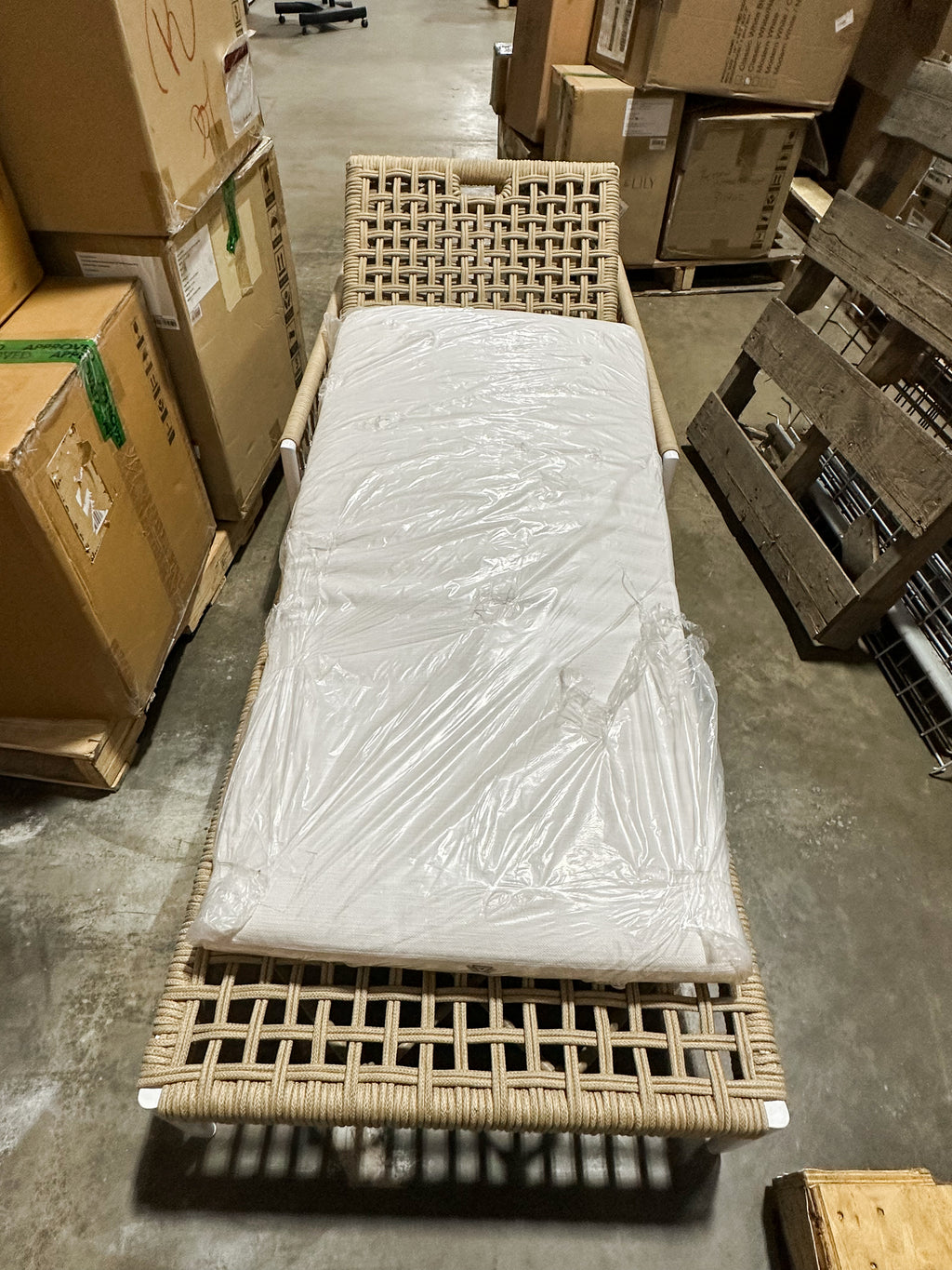 Salt Creek Chaise (White Cushion)-Light Dune Brown