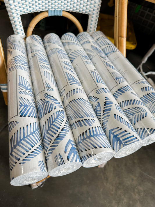 Fallbrook/Cut Leaf Wallpaper-Blue - The Home Decor Outlet