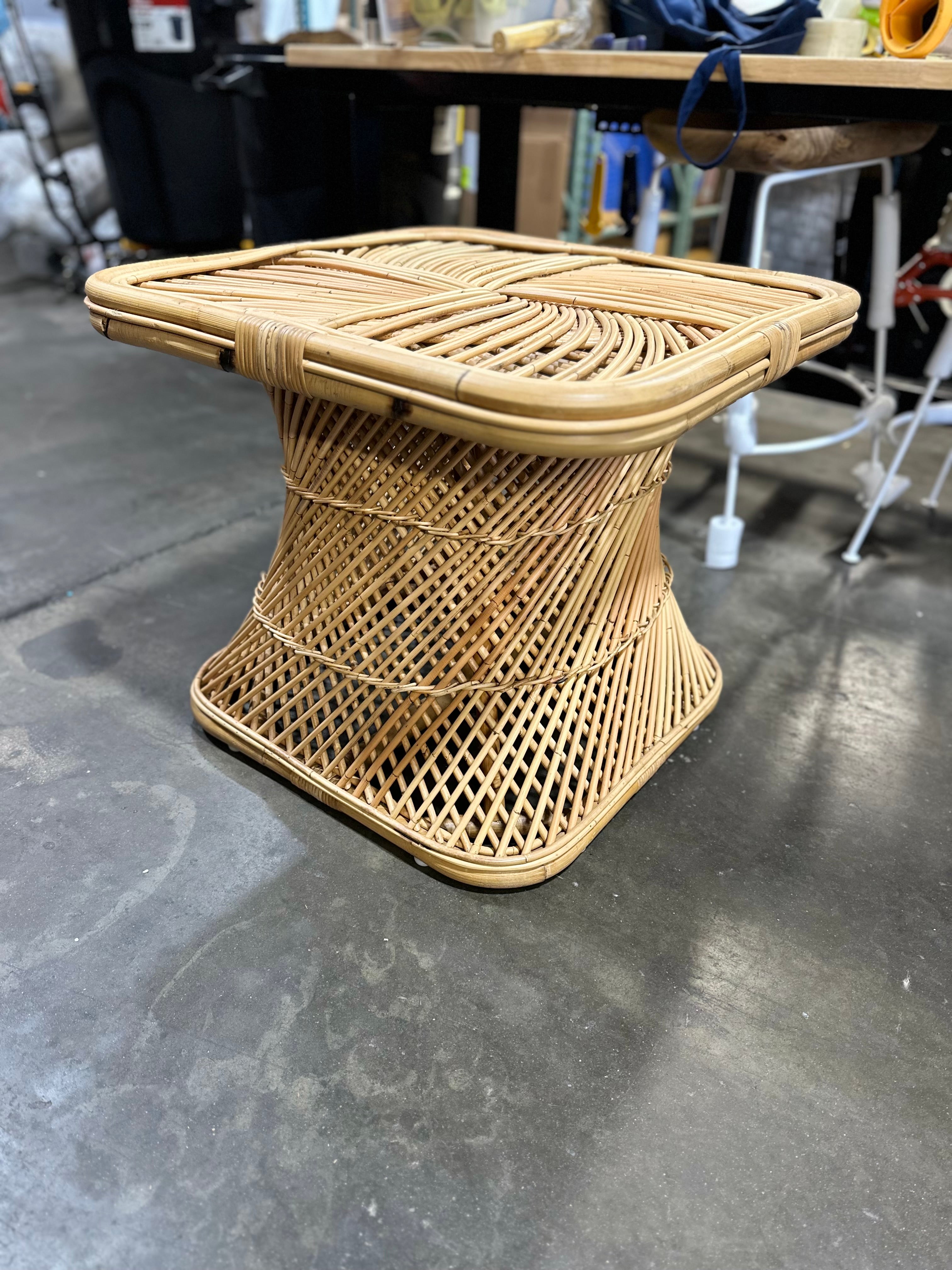 Rialto Side Table - The Home Decor Outlet