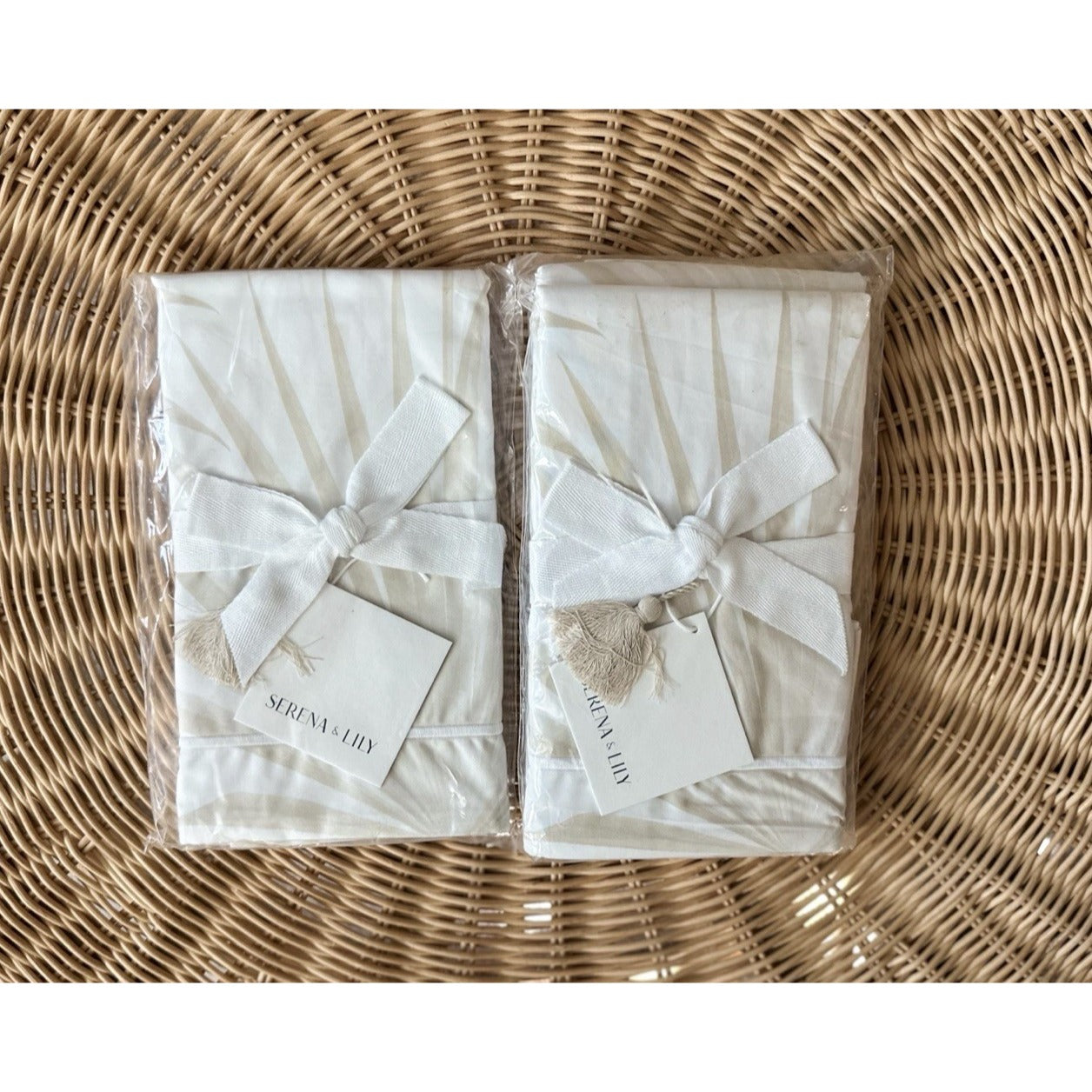Island Palm Standard Pillow Shams (Set of 2)-Sand Beige