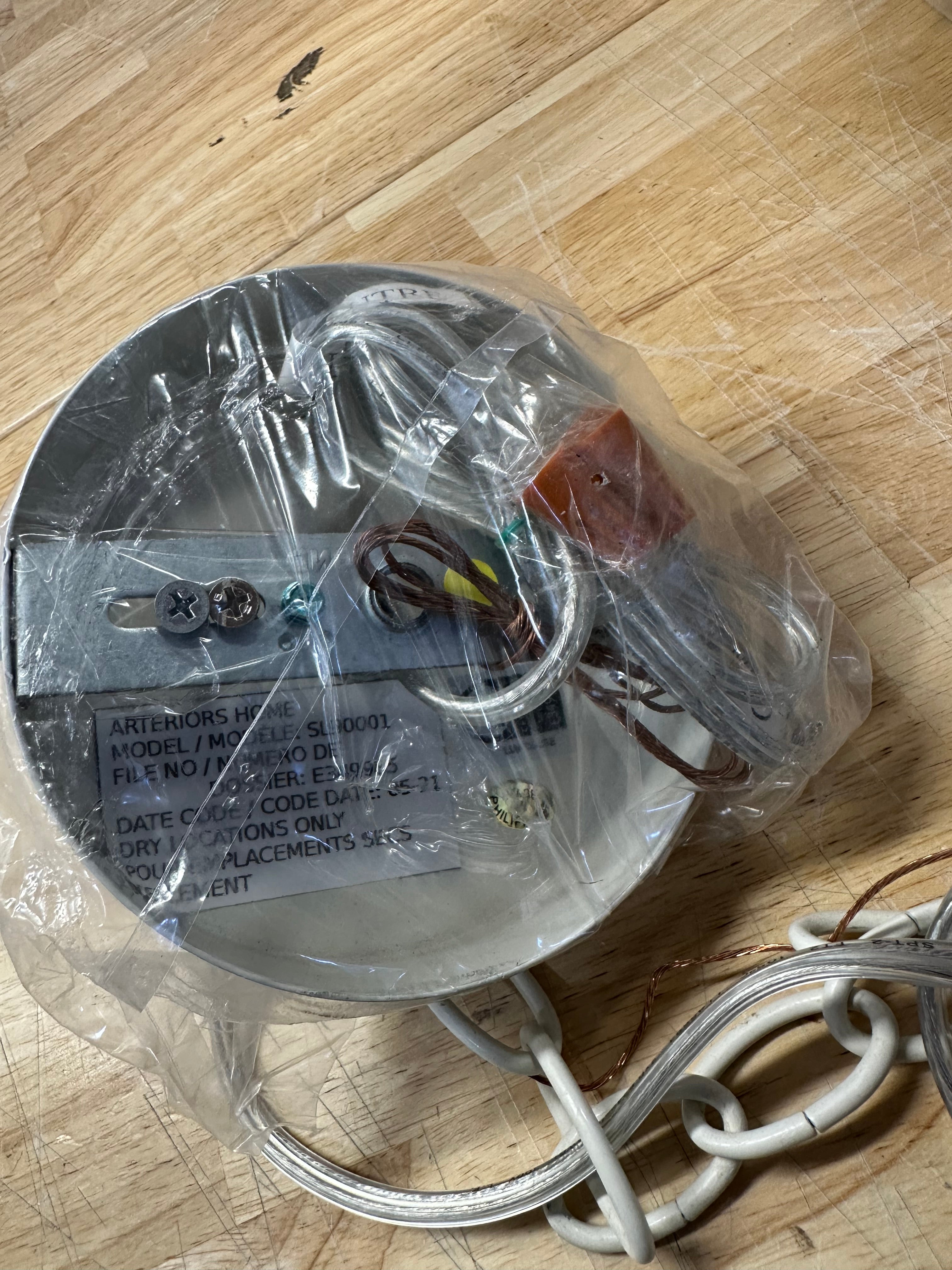 Ventana Chandelier (Small-21”DIAM) - The Home Decor Outlet