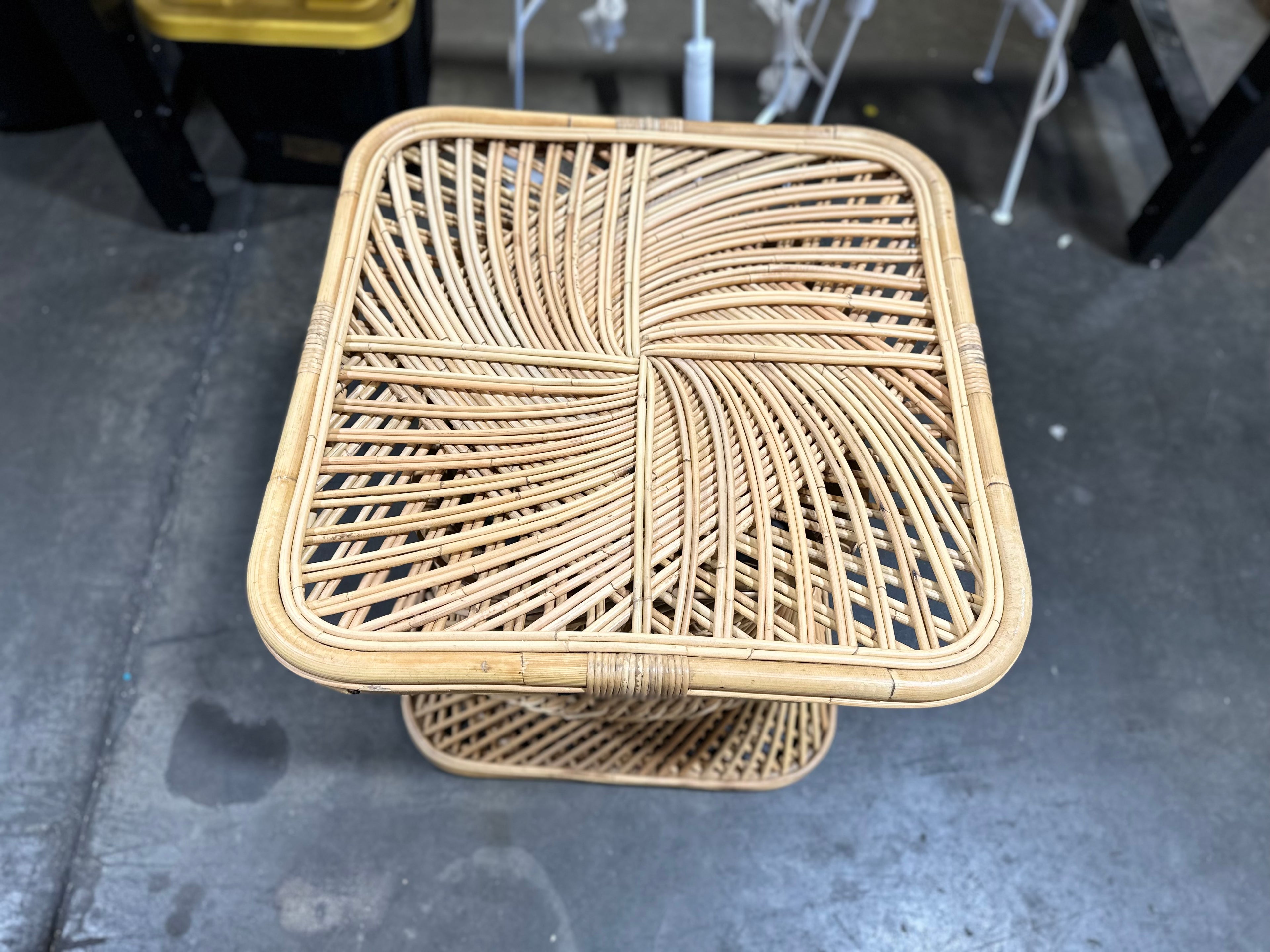 Rialto Side Table - The Home Decor Outlet