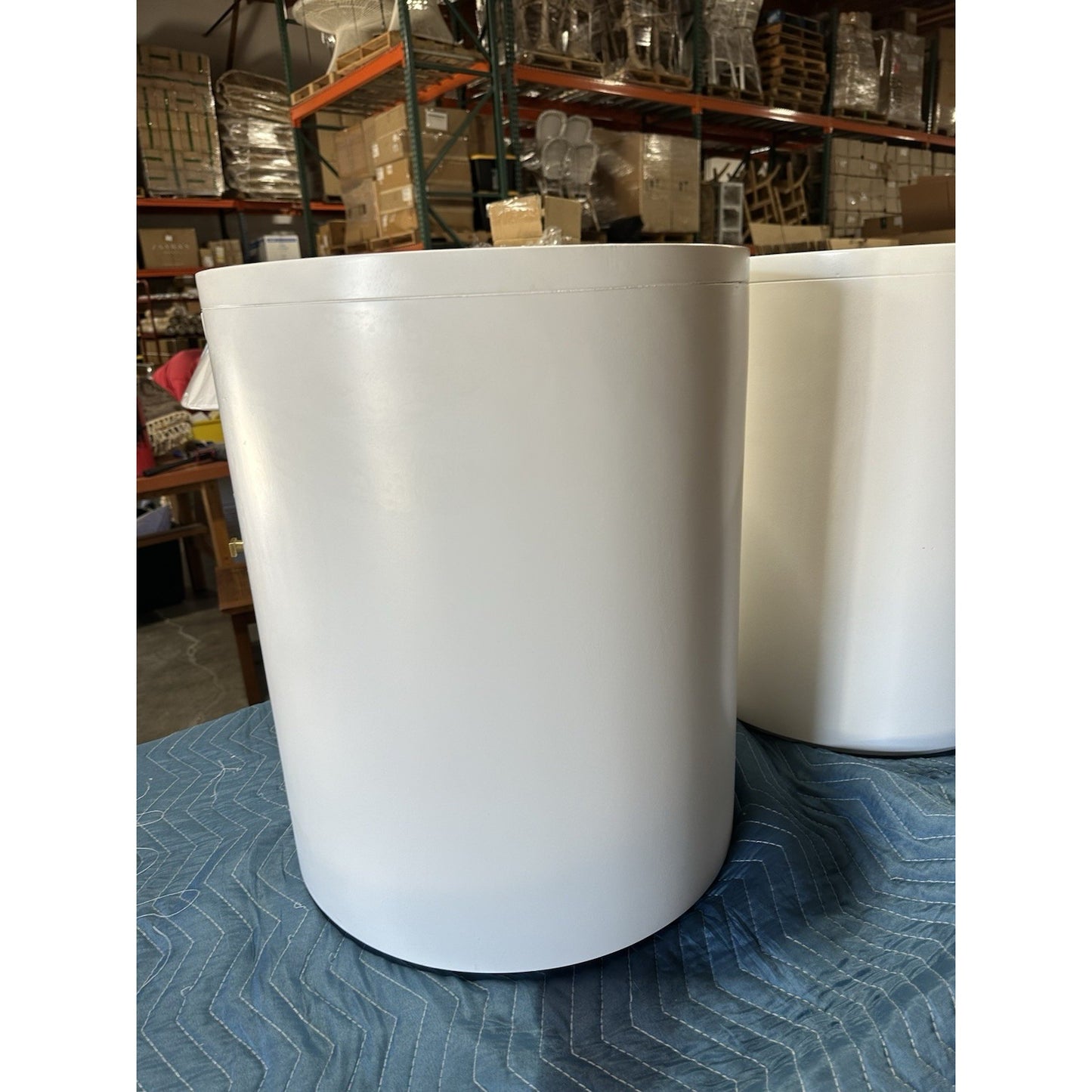 Pinecrest Nightstand (18” DIAM)-White