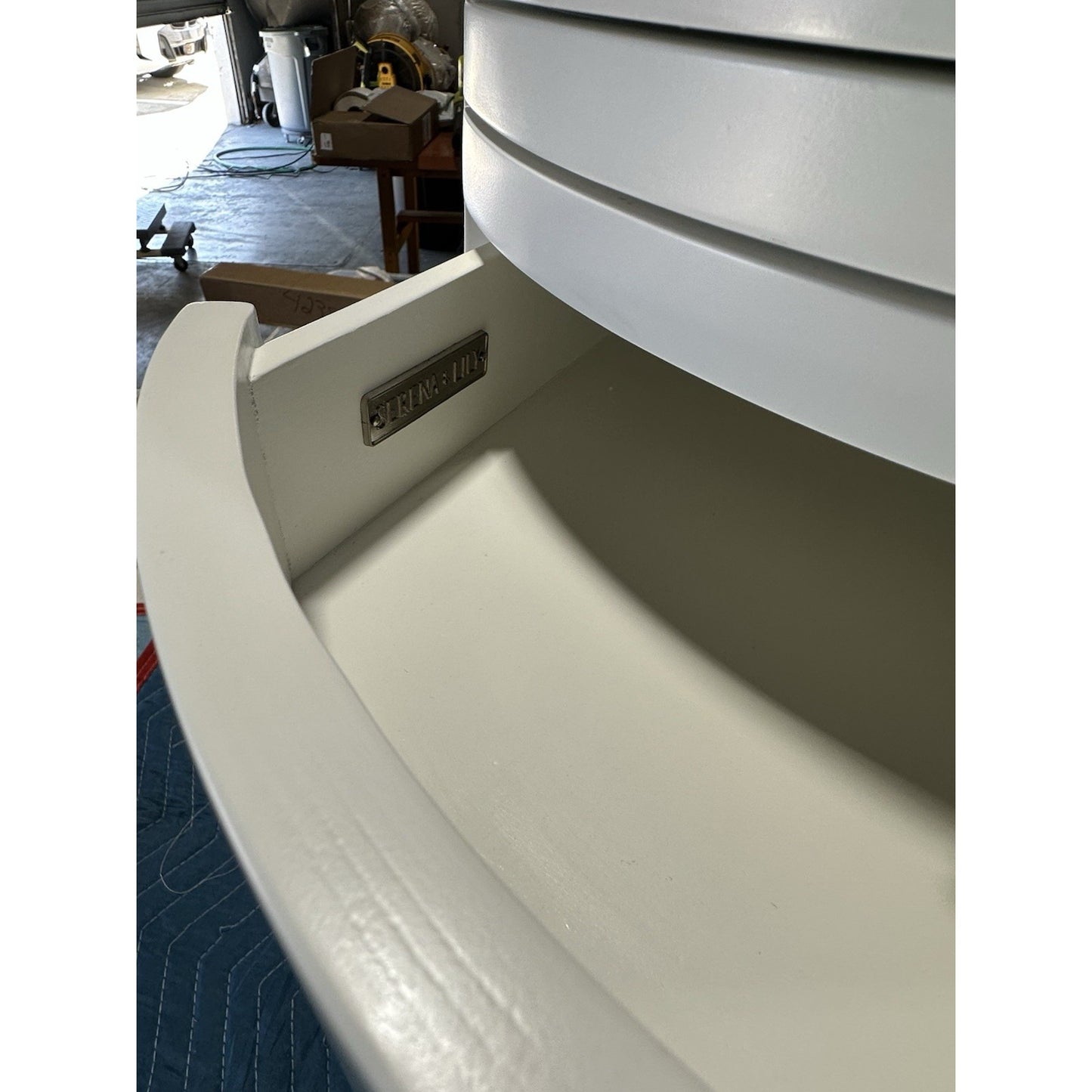 Pinecrest Nightstand (18” DIAM)-White