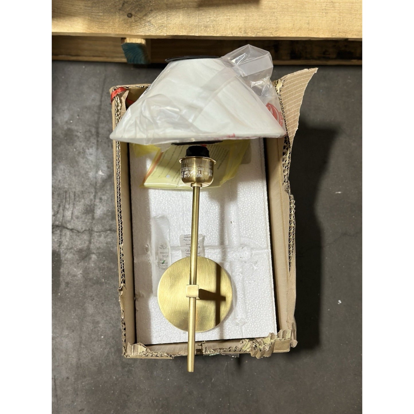 Visual Comfort Hackney Single Sconce (White Linen Shade)-Antique Brass