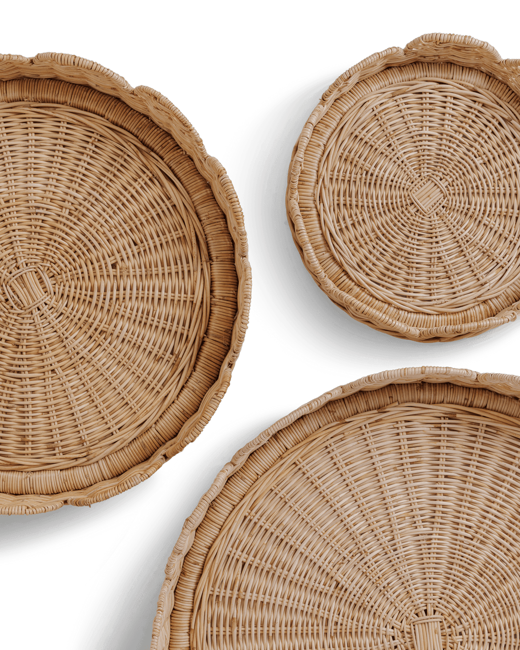 Scallop Rattan Round Tray - The Home Decor Outlet