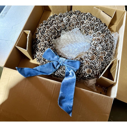 Pinecone Holiday Christmas Wreath (24” DIAM)-Brown/White Tip