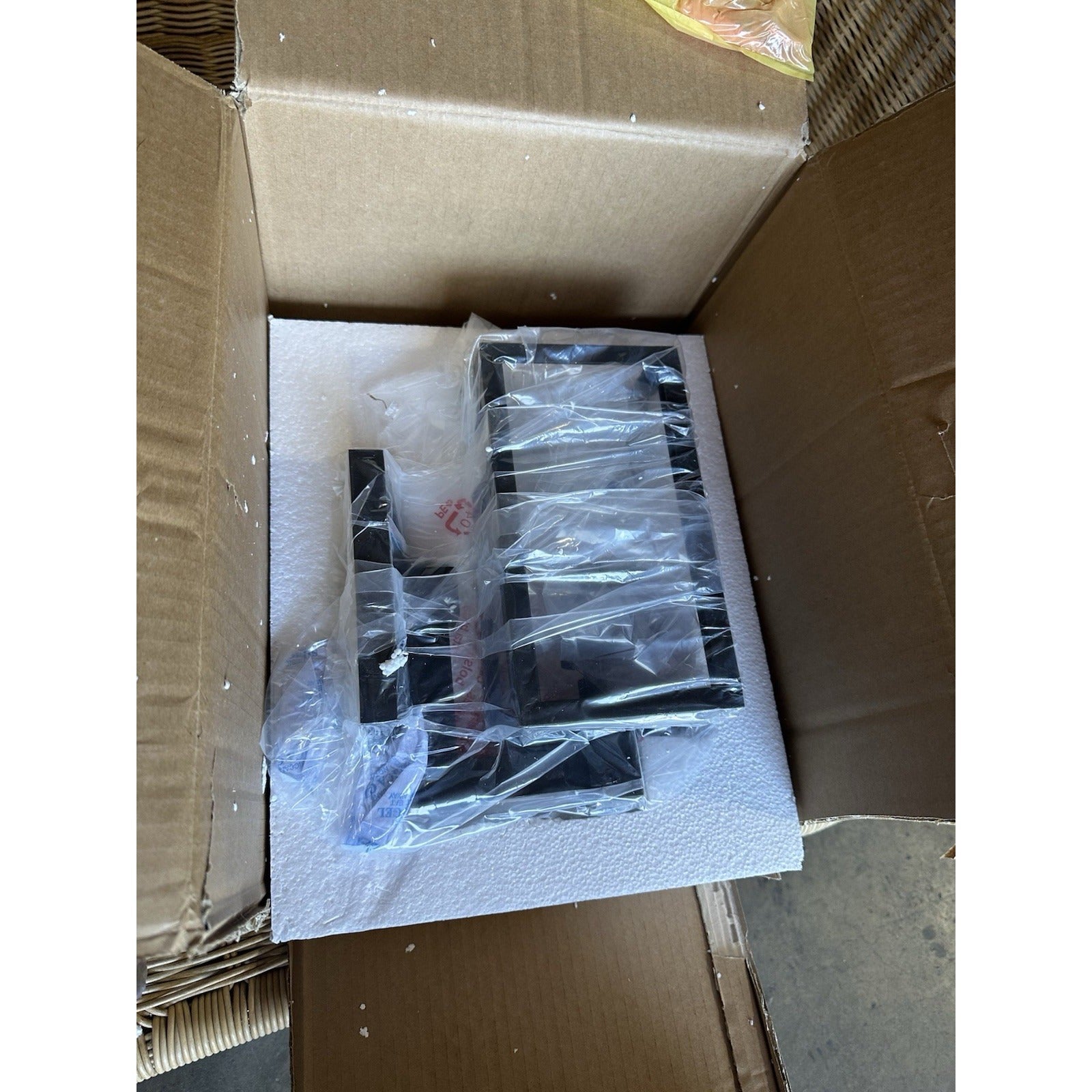 Warwick Small Outdoor Sconce-Black Frame/Clear Glass