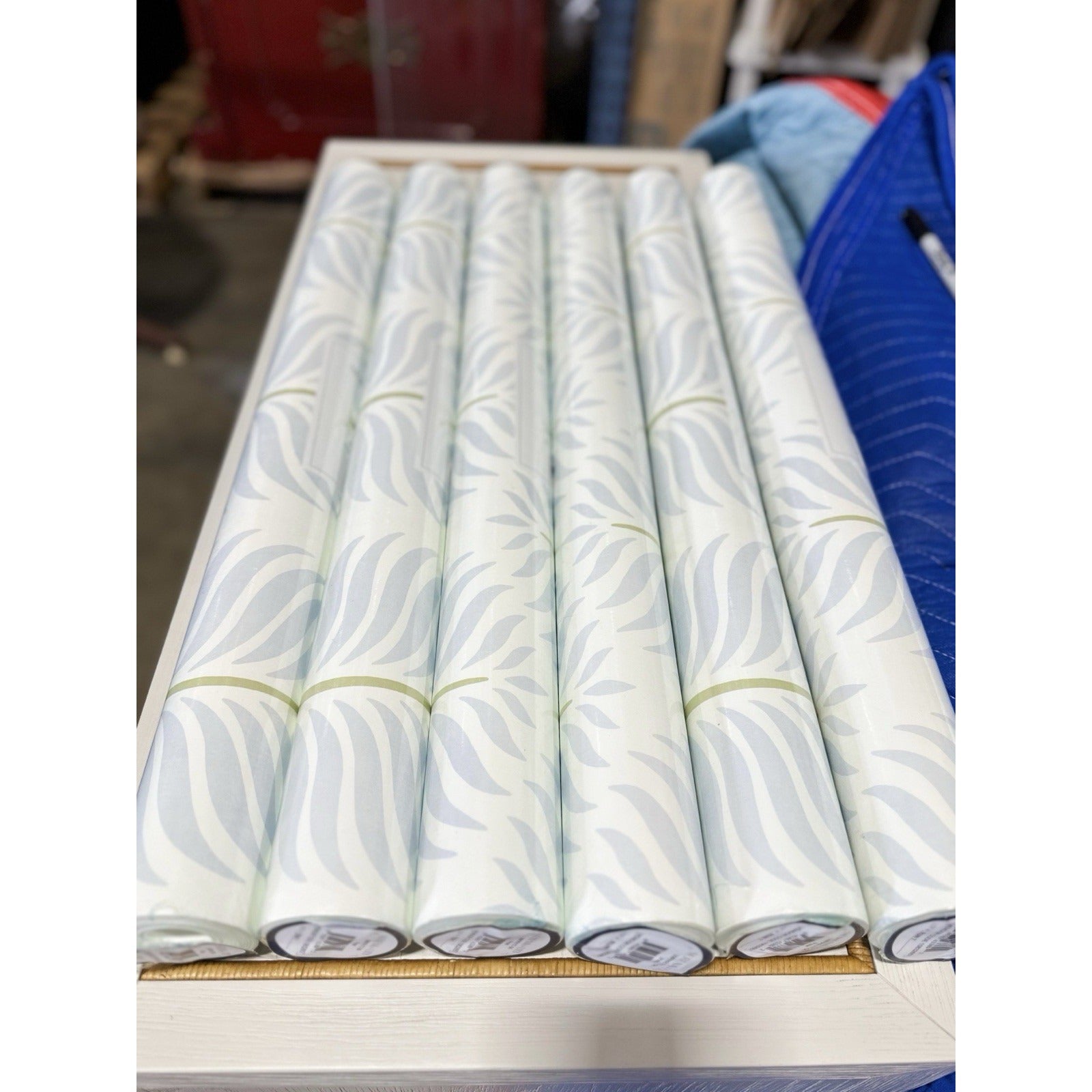 Granada Wallpaper (Traditional/Unpasted)-Pear Green