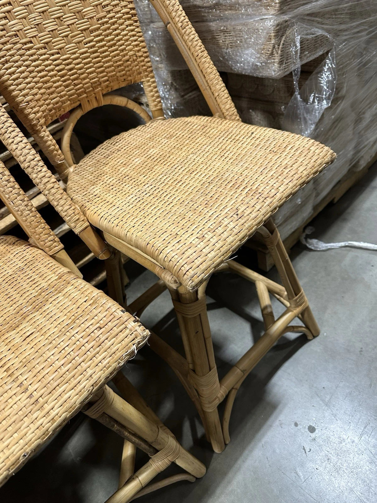 Sunwashed Riviera Swivel Rattan Counter Stool-Natural (CL)