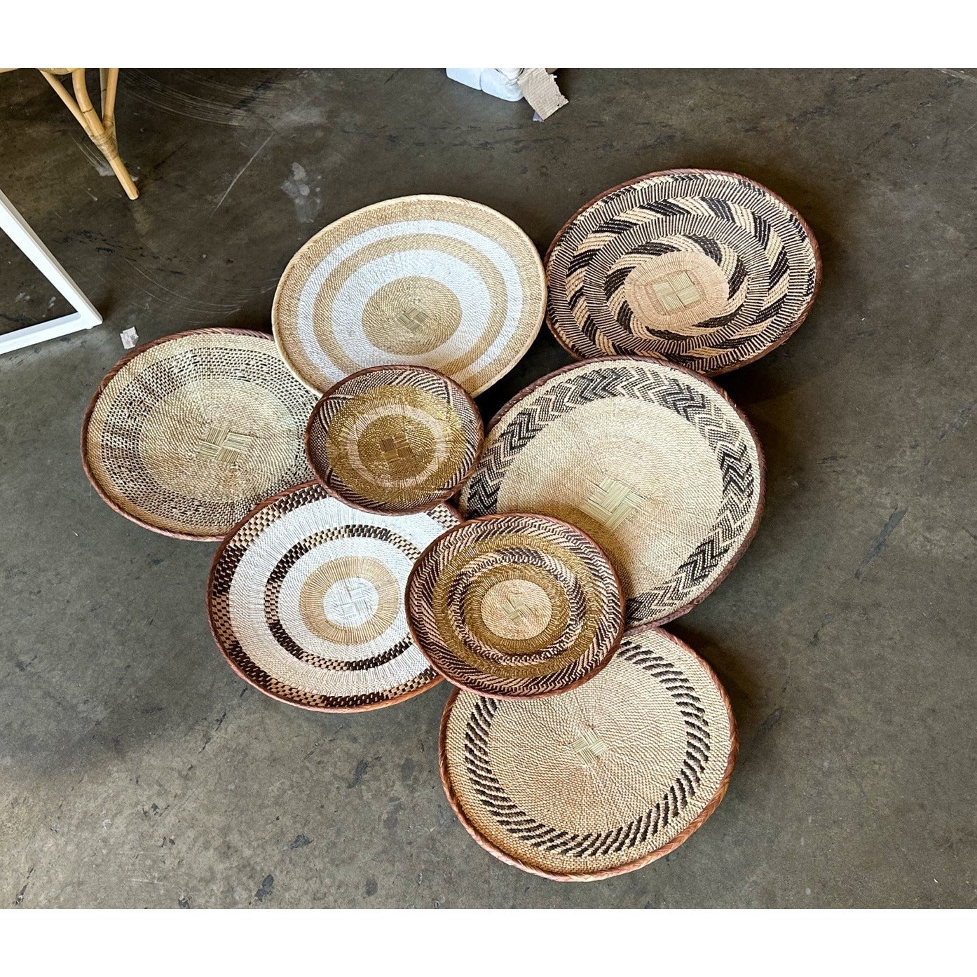 Del Sol Coastal Baskets (Set of 8)-Natural Brown/White/Gold