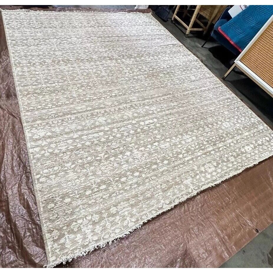 Oceanside Hand-Knotted Rug (8’x10’)